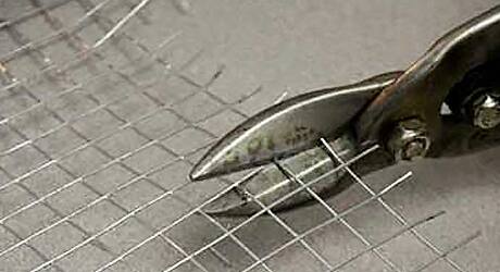 Cut hardware your bird feeder - Suet Bird Feeder Cut hardware your bird feeder - Suet Bird Feeder