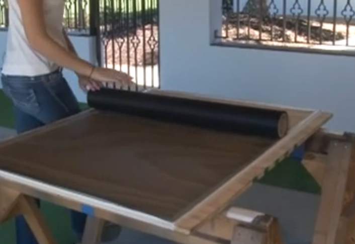 Stretch new screen material - Replace Screen Aluminum Frame Stretch new screen material - Replace Screen Aluminum Frame