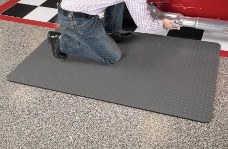 New Pig 4-ft x 6-ft Dark Gray Rectangular Indoor Decorative Winter Utility  Mat in the Mats department at