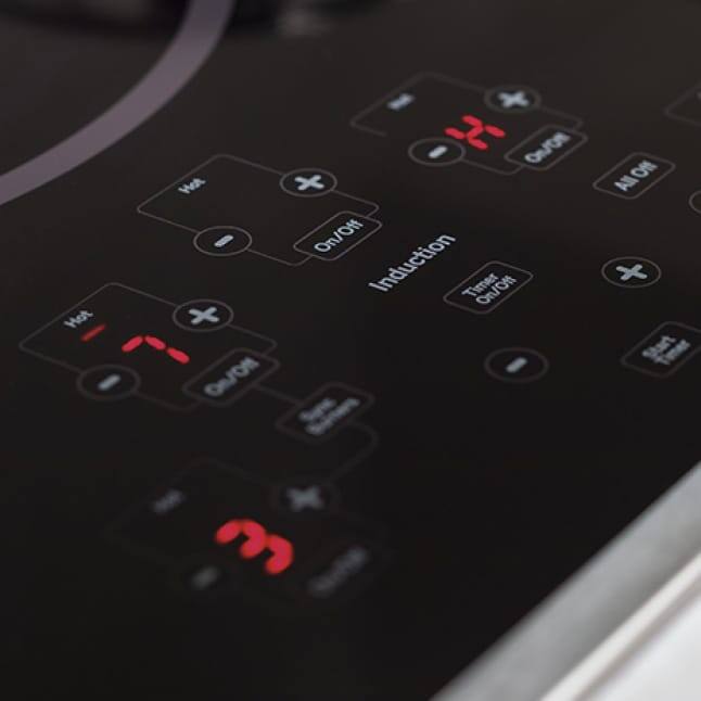 GE 30 in. Radiant Electric Cooktop in Black with 4 Elements including