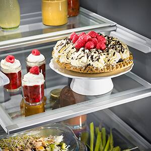 Kitchenaid 25 8 Cu Ft French Door Refrigerator In Black Stainless With Platinum Interior Krmf706ebs The Home Depot