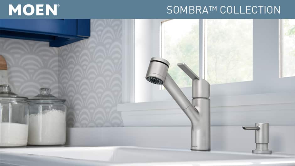 MOEN Sombra SingleHandle PullOut Sprayer Kitchen Faucet with Power
