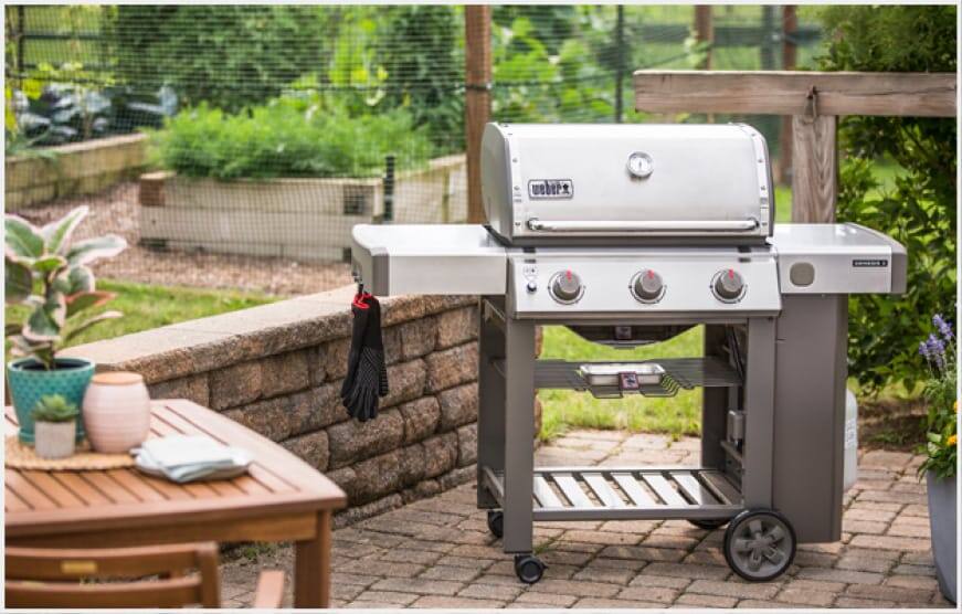 er Genesis II S310 3Burner Natural Gas Grill in Stainless Steel with BuiltIn Thermometer