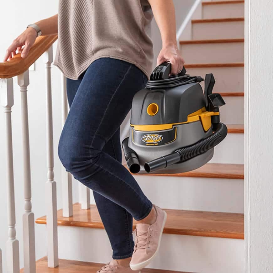 Stinger 2.5 Gallon 1.75 Peak HP Compact Wet/Dry Shop Vacuum with Hose