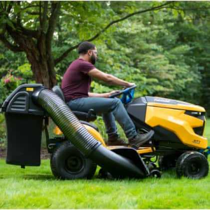 Cub Cadet XT1 Enduro LT 42 in. 56-Volt MAX 60 Ah Battery Lithium-Ion  Electric Drive Cordless Riding Lawn Tractor LT42E - The Home Depot